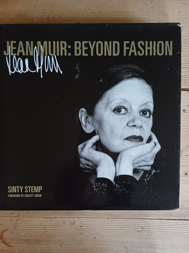 Jean muir beyond fashion by - muir:,