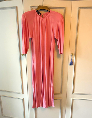 Jean muir pink - jean, round
